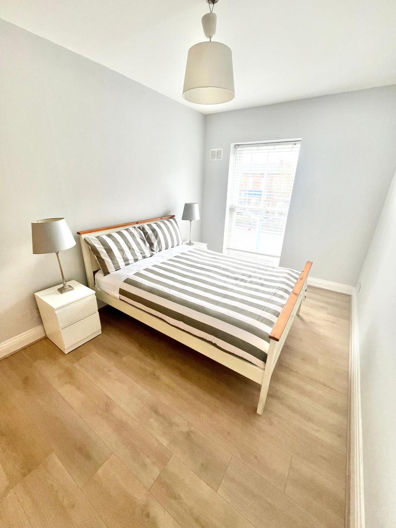 Dublin City Apartment - 2 Bedrooms Exterior photo